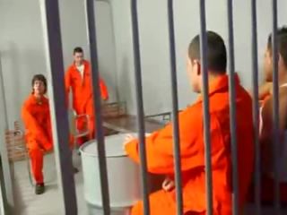 Enchantress inmates πιπιλίζουν manhood